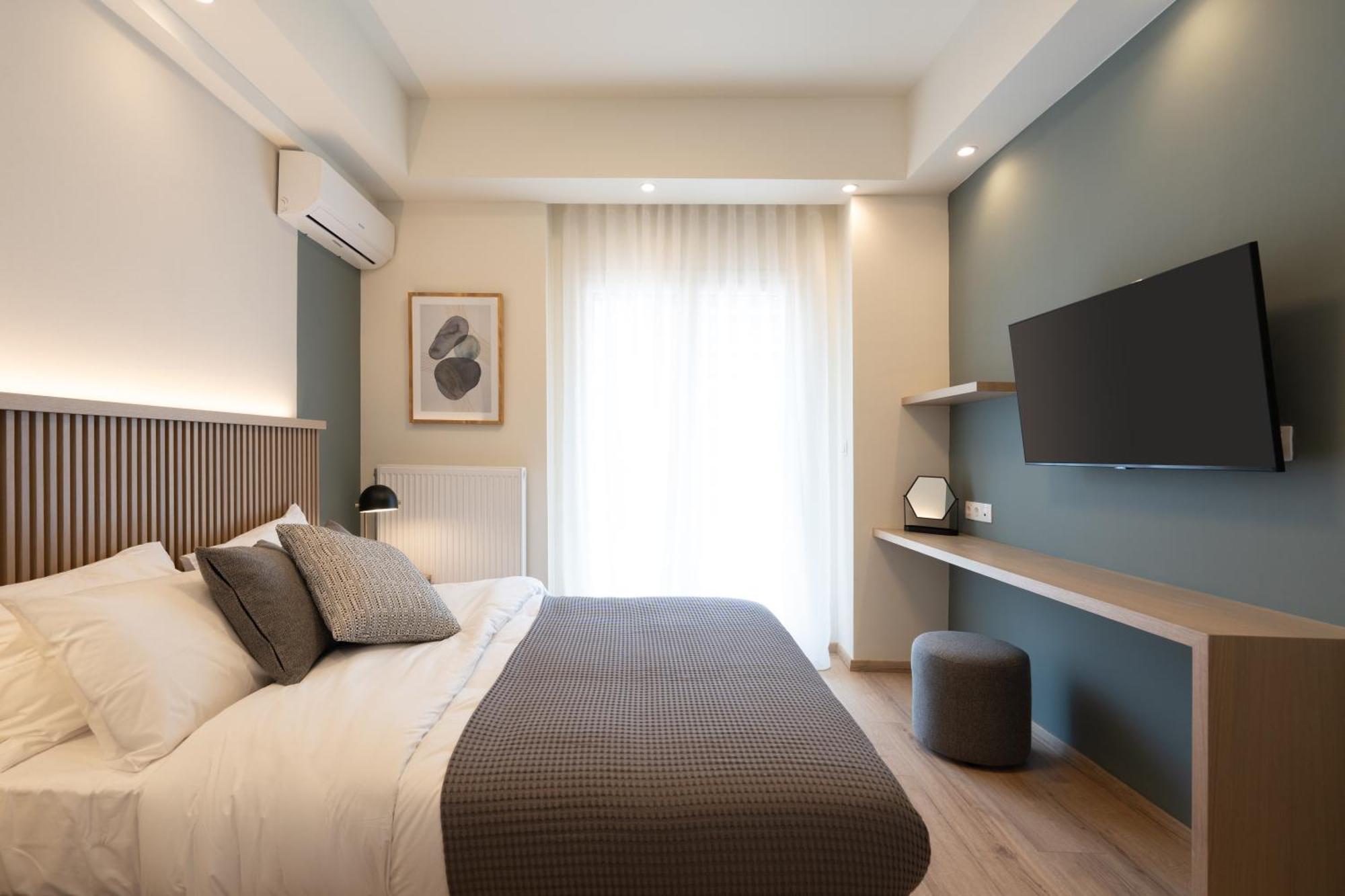 Newly Renovated 2 Bedroom Apartment, 5Min To Metro Athene Buitenkant foto